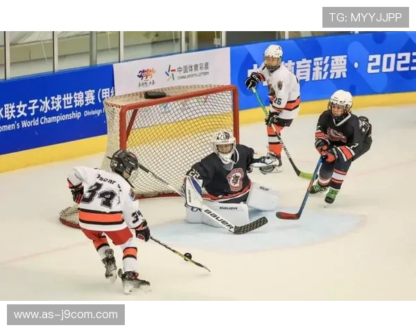 足球比赛与冰上冰球结合新探索跨界融合推动体育赛事创新发展